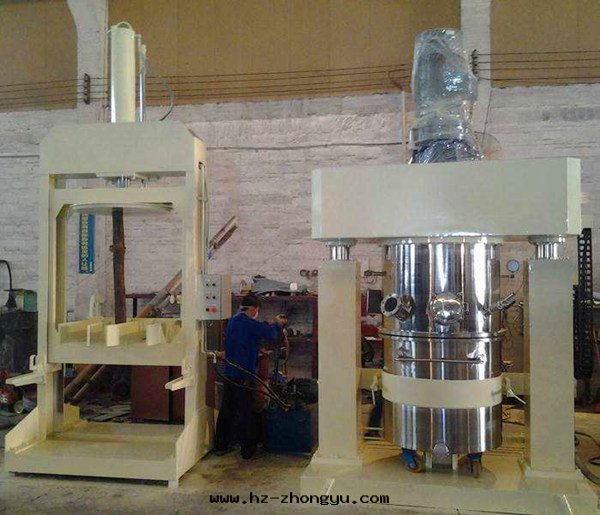 矽胶(jiāo)片(piàn)攪拌加工