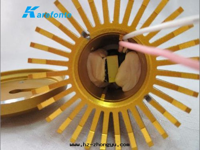 LED導热(rè)泥(ní)