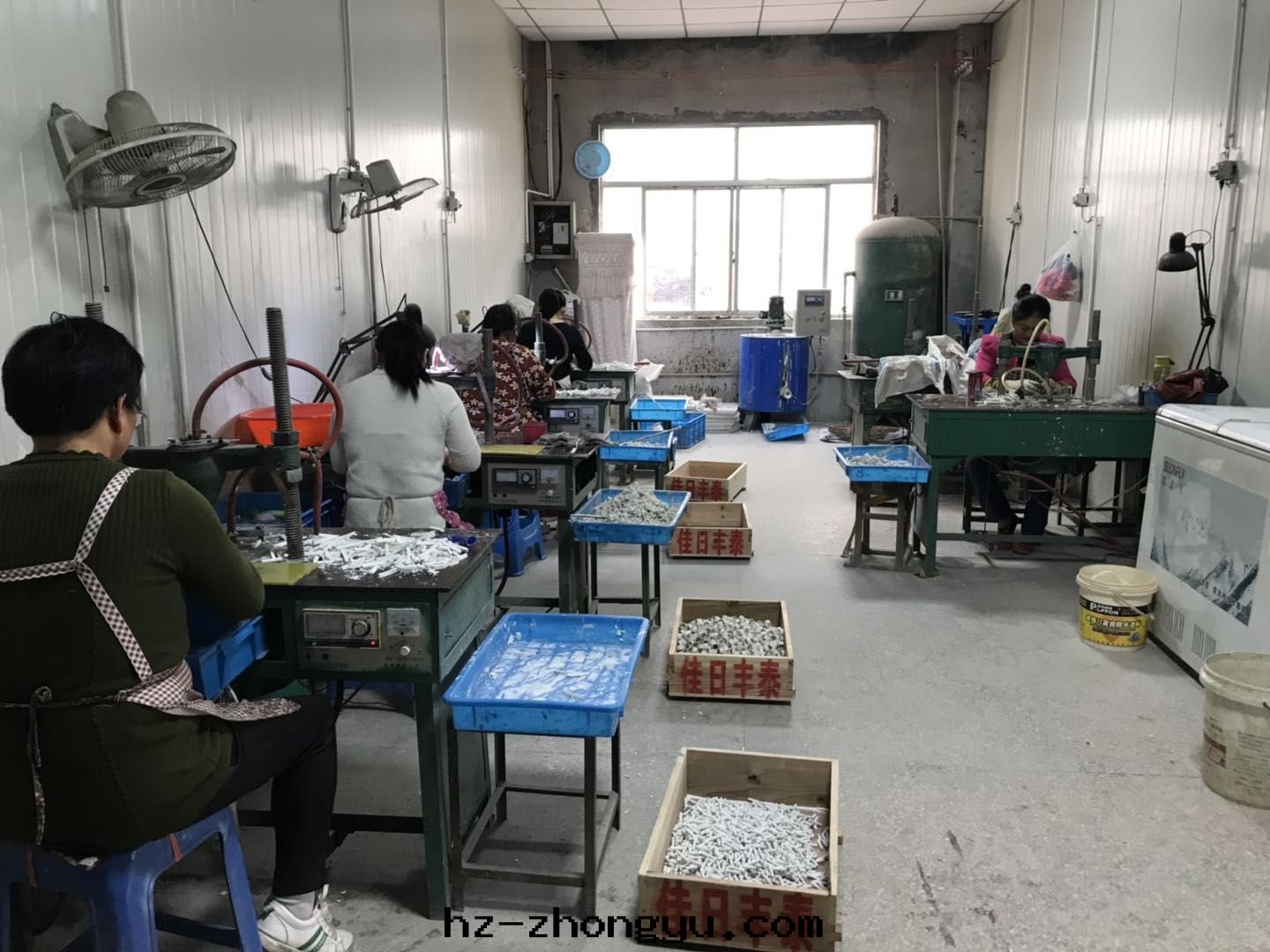 氧化(huà)鋁(lǚ)陶瓷廠(chǎng)家(jiā)